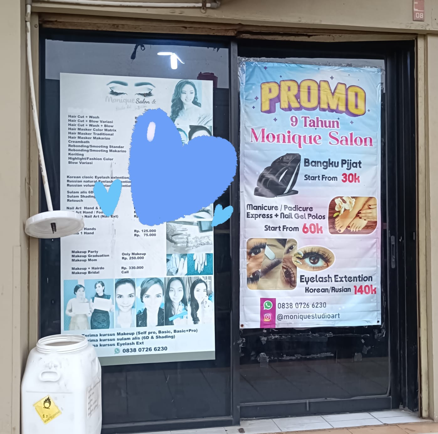 Monique Salon n Studioart