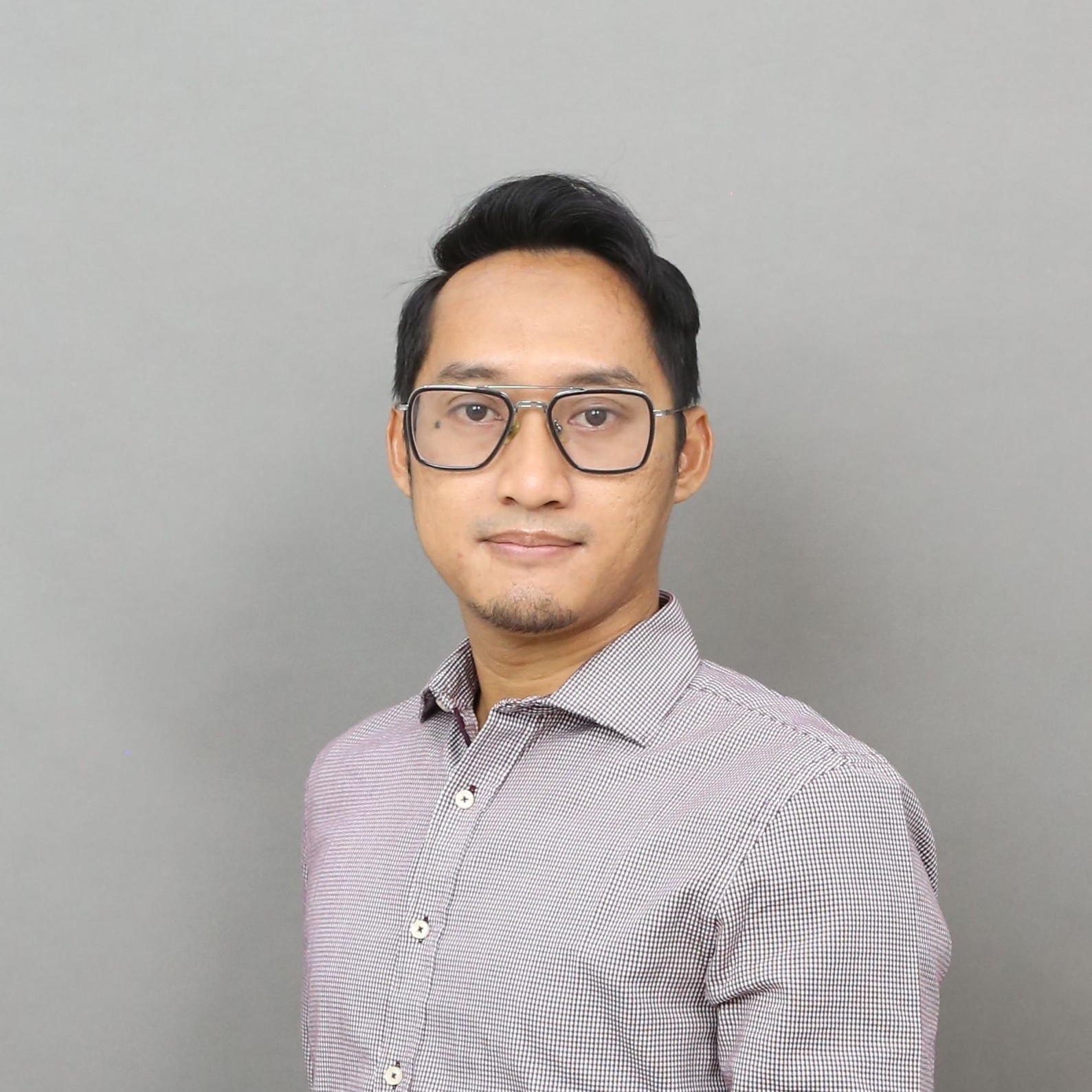 Divisi Informasi Teknologi