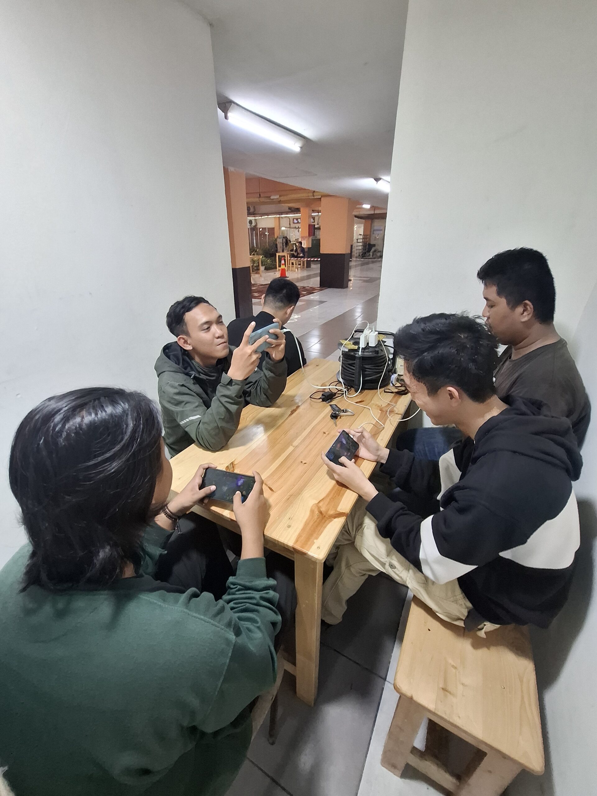 Peringatan HUT ke-81 Kemerdekaan RI di Gading Icon - E-Sport