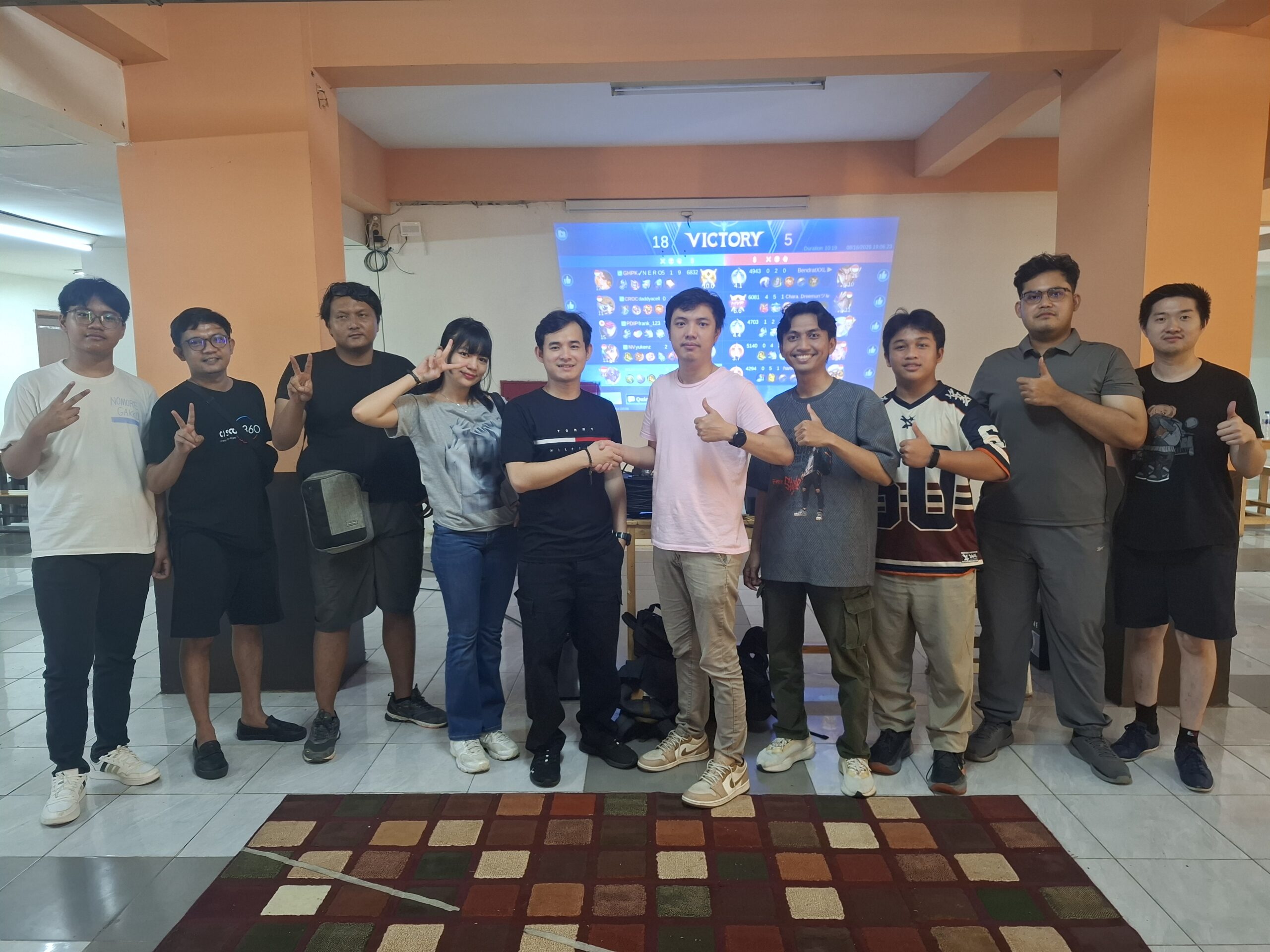 Peringatan HUT ke-81 Kemerdekaan RI di Gading Icon - E-Sport